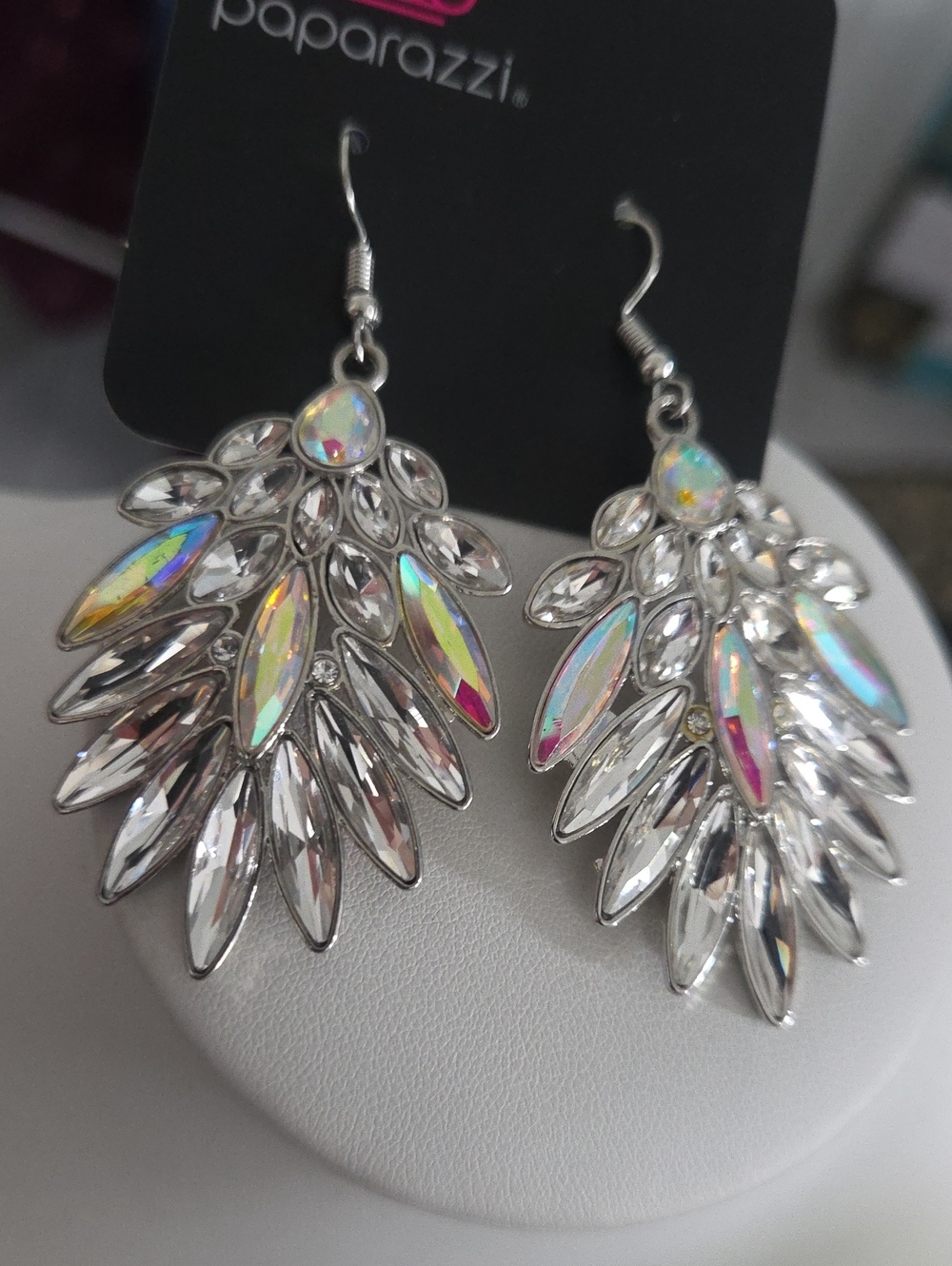 Paparazzi Irridescent Earrings NWT